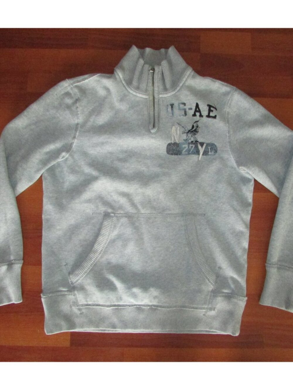 American Eagle Outfitters 1/4 Zip Front Sweatshirt - Med